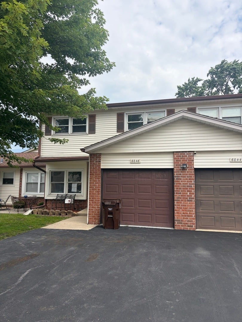 Property photo for 6846 Sussex Road, Tinley Park, IL