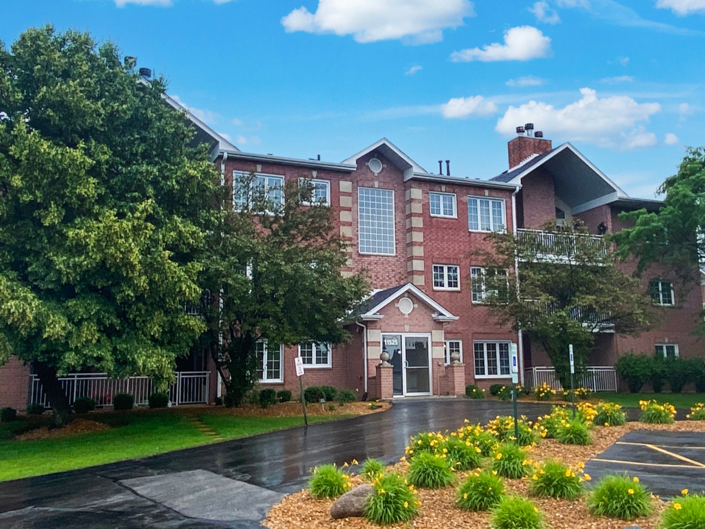 11525 Settlers Pond Way, #1D, Orland Park, IL 60467 11525 Settlers Pond Way, #1D, Orland Park, IL 60467
