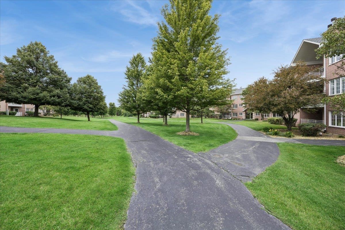 11525 Settlers Pond Way, #1D, Orland Park, IL 60467 11525 Settlers Pond Way, #1D, Orland Park, IL 60467