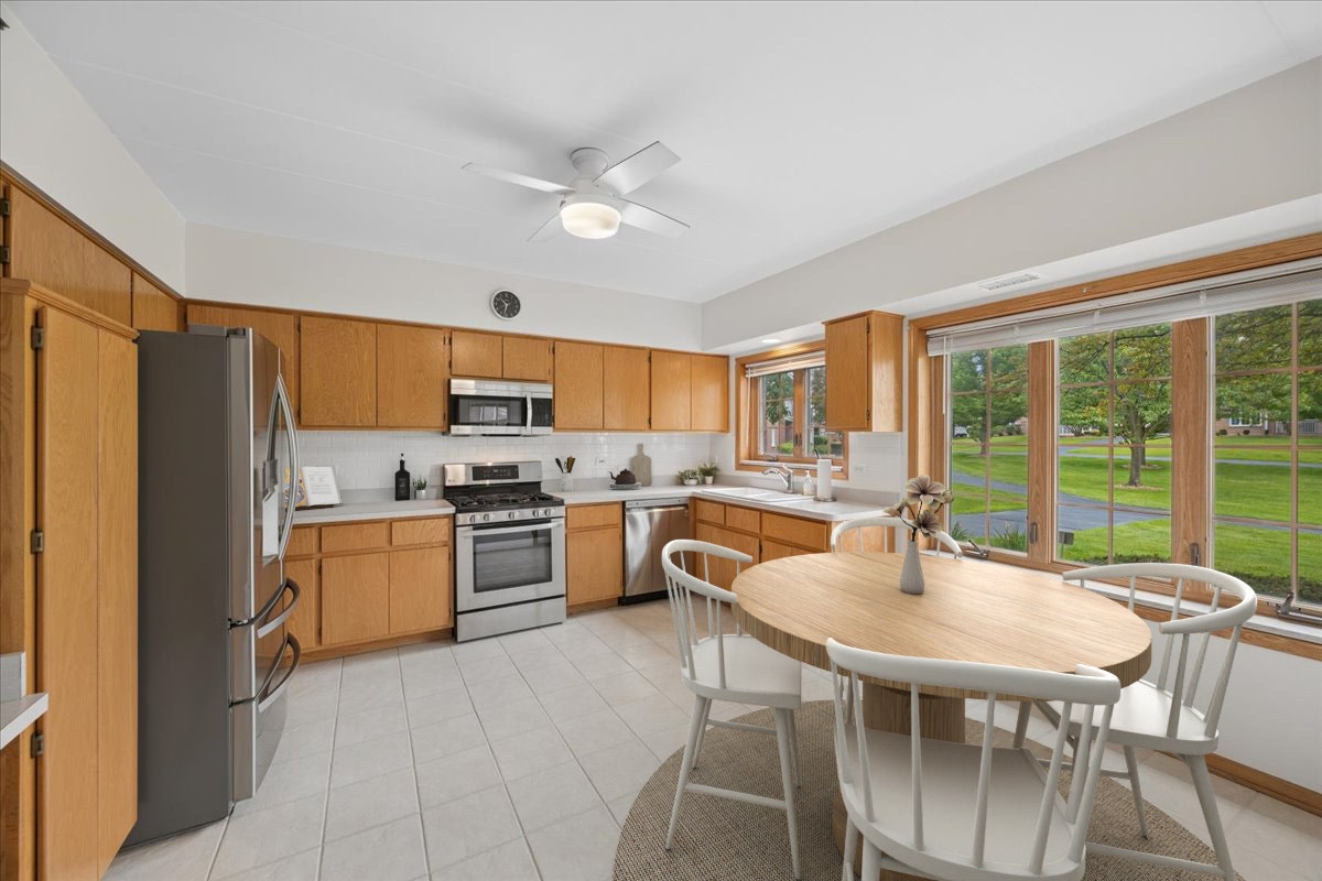 11525 Settlers Pond Way, #1D, Orland Park, IL 60467 11525 Settlers Pond Way, #1D, Orland Park, IL 60467