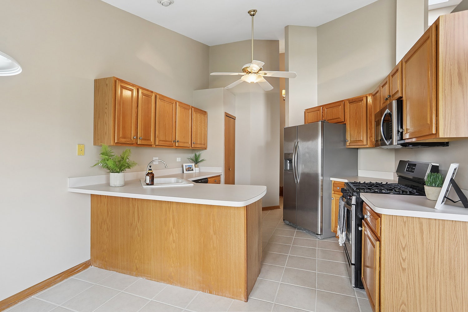14011 Norwich Lane, #303, Orland Park, IL 60467 14011 Norwich Lane, #303, Orland Park, IL 60467