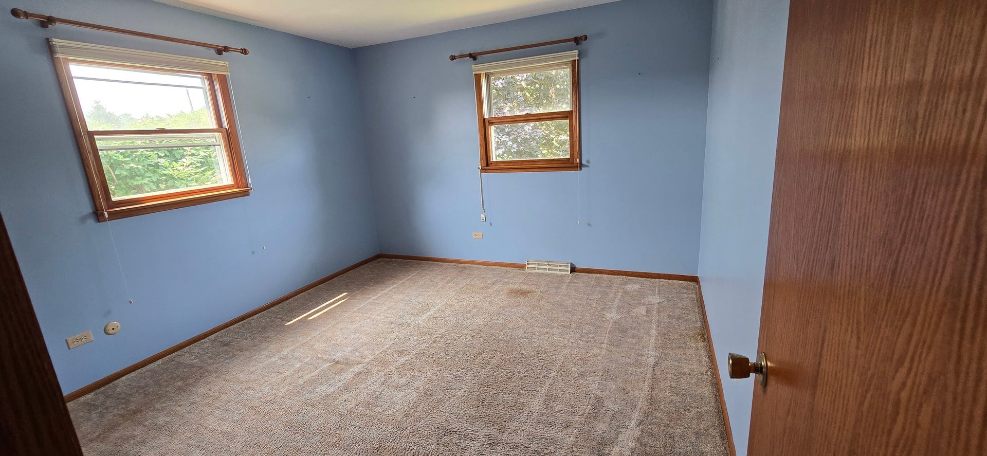 12135 Hillcrest Drive, Lemont, IL 60439