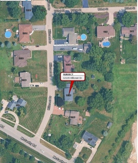 12135 Hillcrest Drive, Lemont, IL 60439