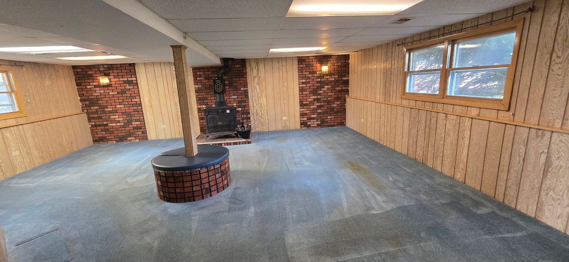 12135 Hillcrest Drive, Lemont, IL 60439