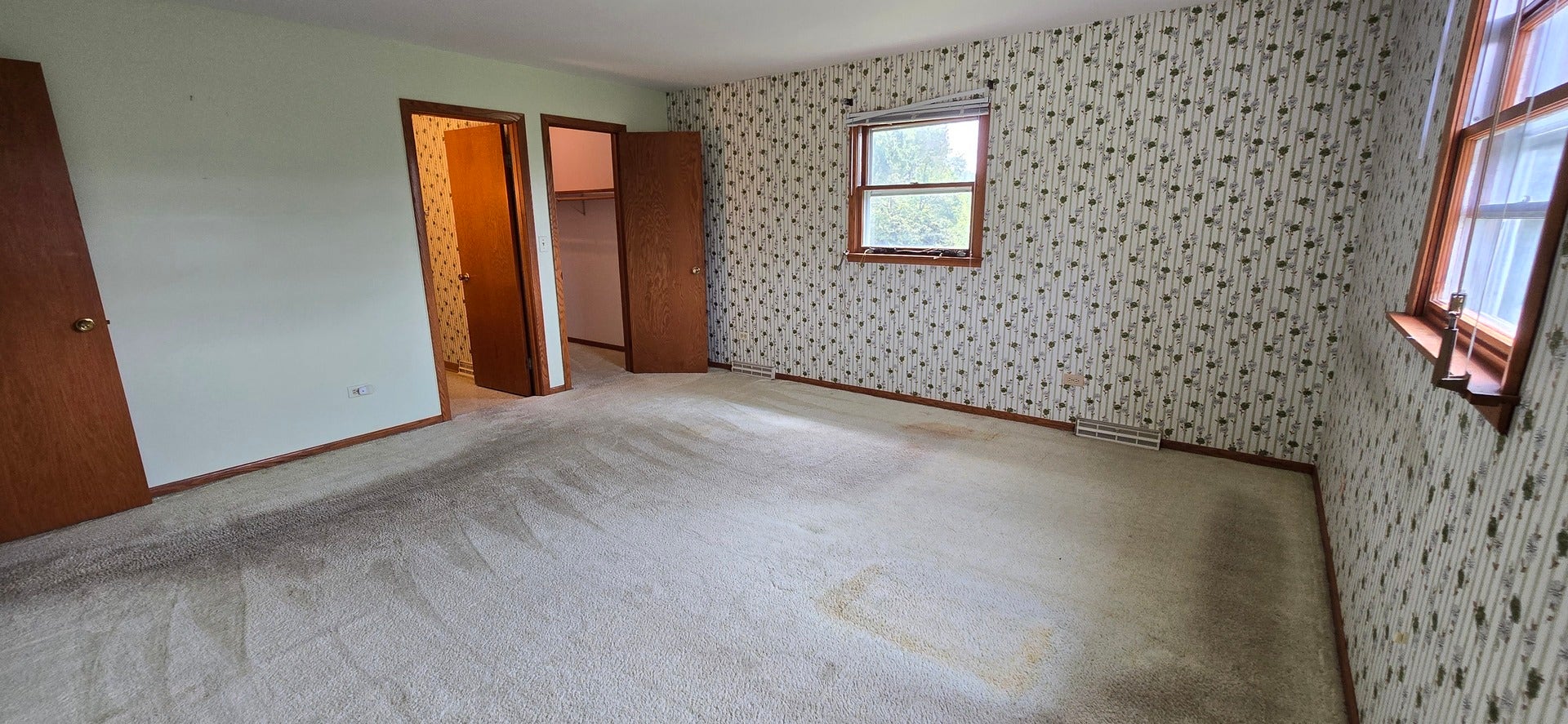 12135 Hillcrest Drive, Lemont, IL 60439