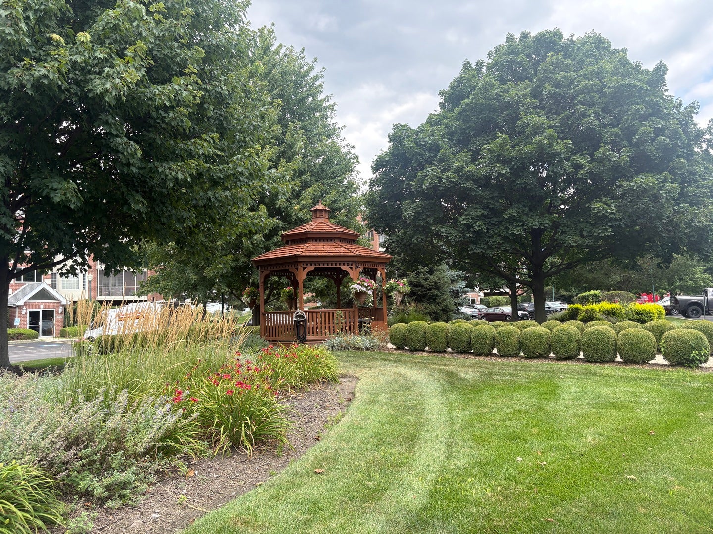 7904 Trinity Circle, #2NW, Tinley Park, IL 60487 7904 Trinity Circle, #2NW, Tinley Park, IL 60487