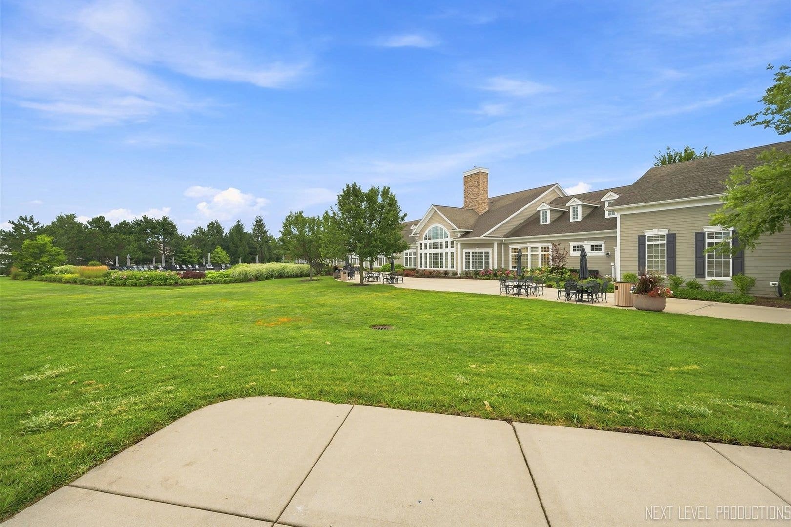 2853 Cascade Falls Circle, Elgin, IL 60124 2853 Cascade Falls Circle, Elgin, IL 60124
