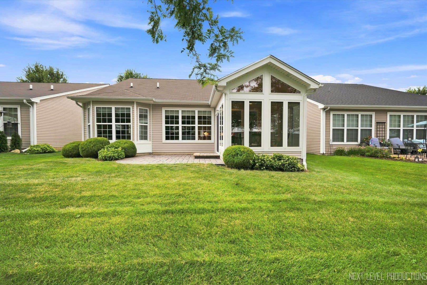 2853 Cascade Falls Circle, Elgin, IL 60124 2853 Cascade Falls Circle, Elgin, IL 60124