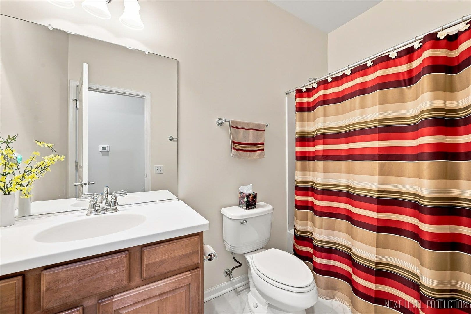 2853 Cascade Falls Circle, Elgin, IL 60124 2853 Cascade Falls Circle, Elgin, IL 60124