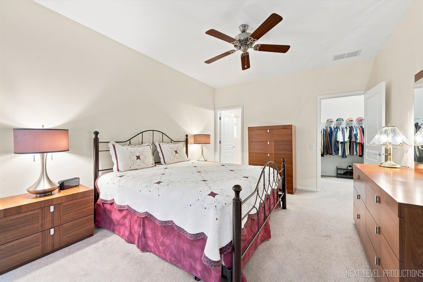 2853 Cascade Falls Circle, Elgin, IL 60124 2853 Cascade Falls Circle, Elgin, IL 60124