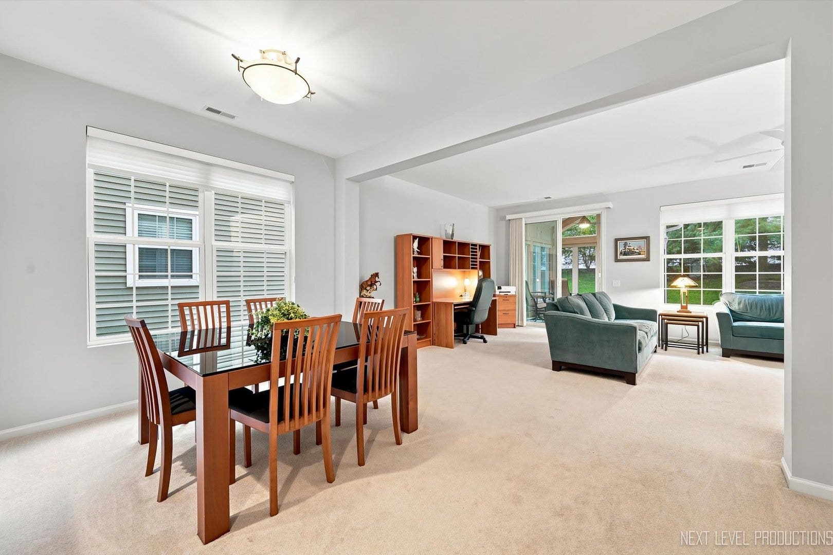 2853 Cascade Falls Circle, Elgin, IL 60124 2853 Cascade Falls Circle, Elgin, IL 60124
