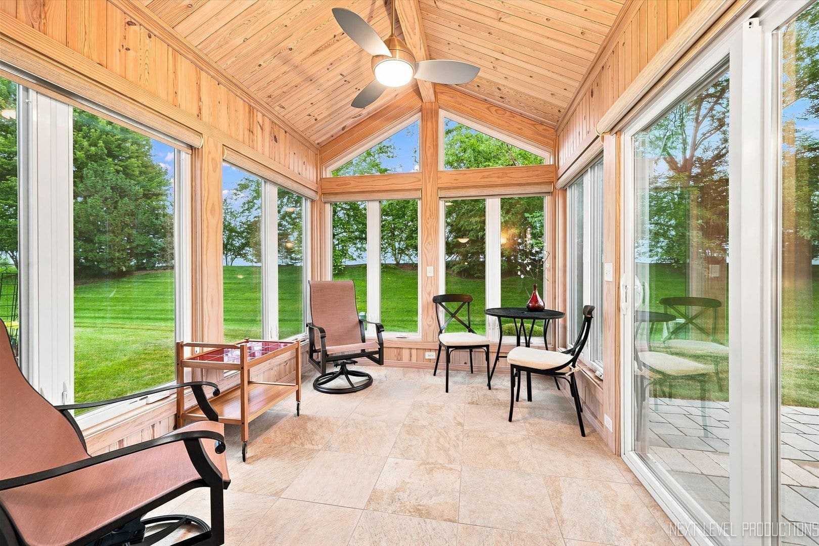 2853 Cascade Falls Circle, Elgin, IL 60124 2853 Cascade Falls Circle, Elgin, IL 60124