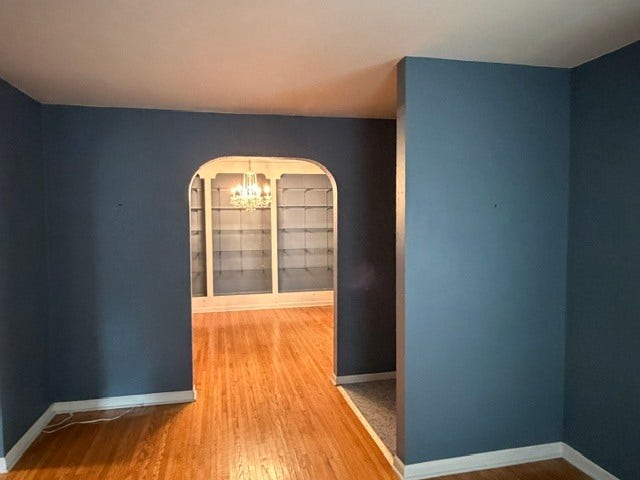1209 Richmond Street, Joliet, IL 60435