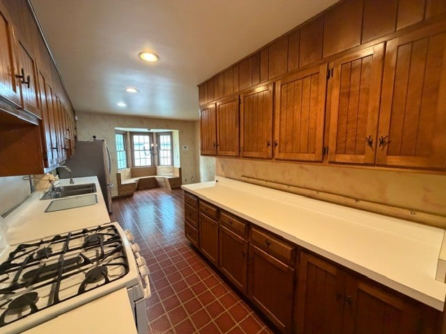 1209 Richmond Street, Joliet, IL 60435