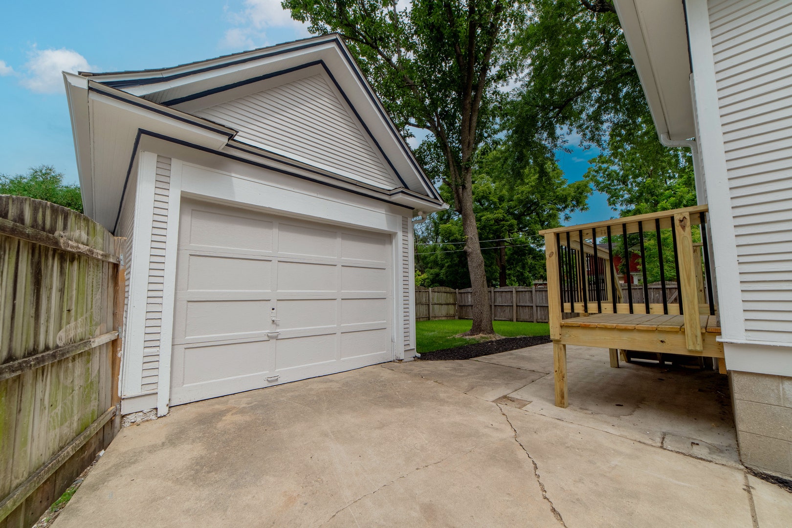719 5th Street, Aurora, IL 60505 719 5th Street, Aurora, IL 60505