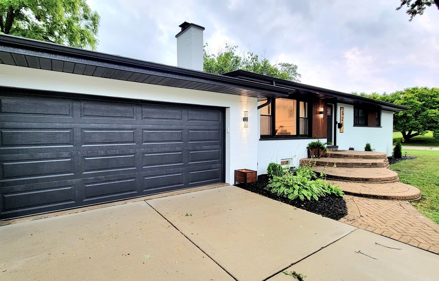 525 Bunning Drive, Downers Grove, IL 60516 525 Bunning Drive, Downers Grove, IL 60516