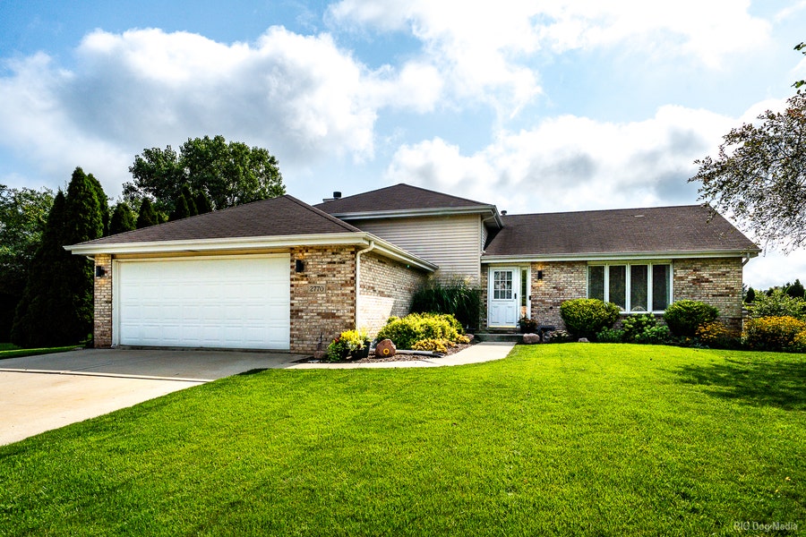 Property photo for 2770 Kingsway Avenue, New Lenox, IL