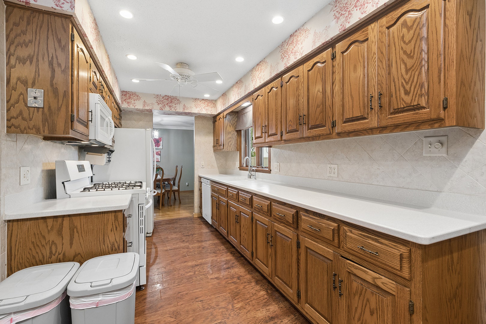 705 Tana Lane, Joliet, IL 60435 705 Tana Lane, Joliet, IL 60435