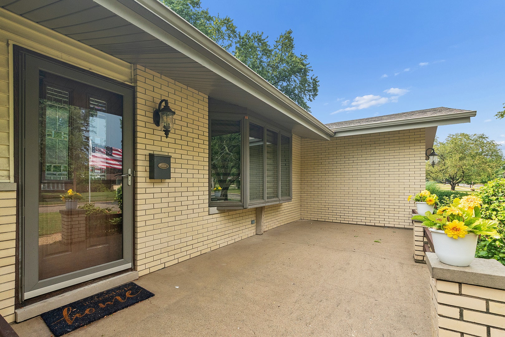 705 Tana Lane, Joliet, IL 60435 705 Tana Lane, Joliet, IL 60435