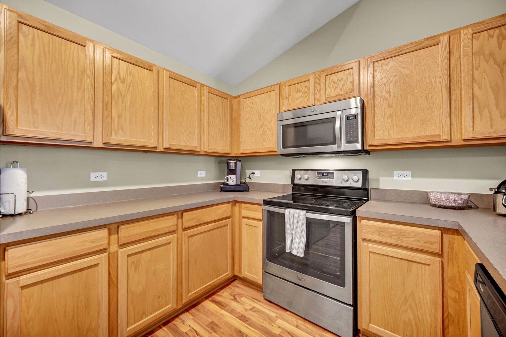 1484 McCLURE Road, #1484, Aurora, IL 60505