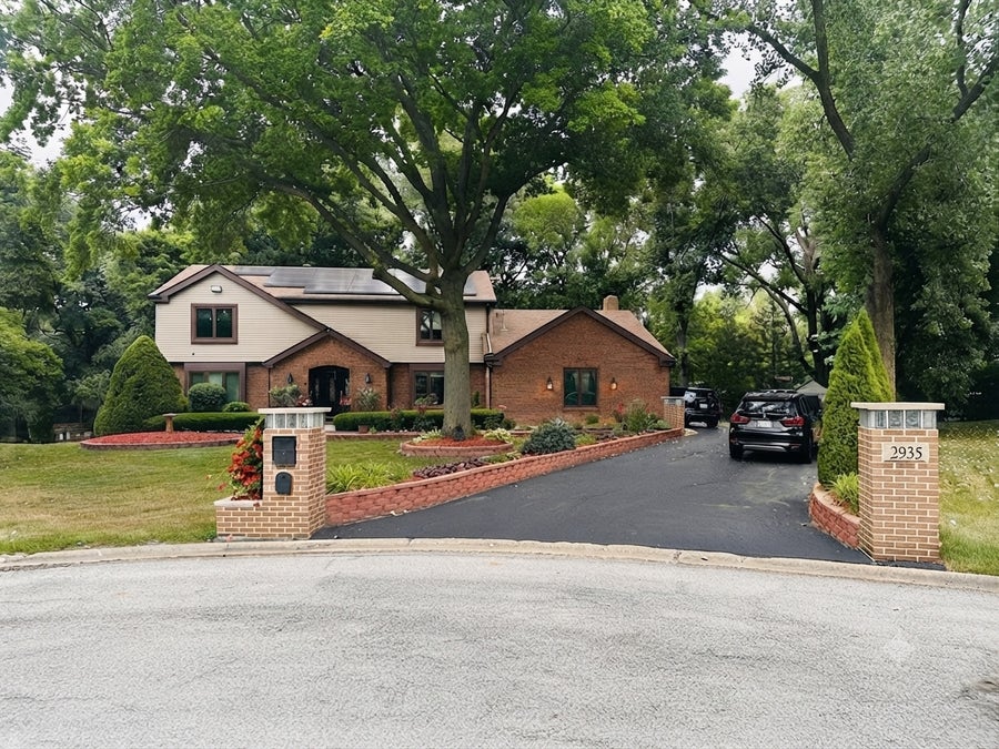Property photo for 2935 Chelsea Circle, Olympia Fields, IL