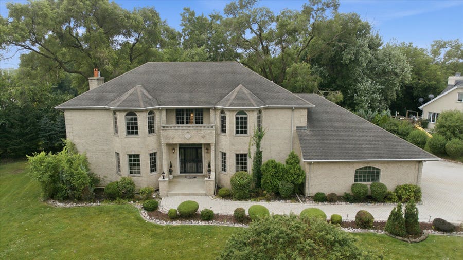 Property photo for 9611 KRIS Trail, Orland Park, IL