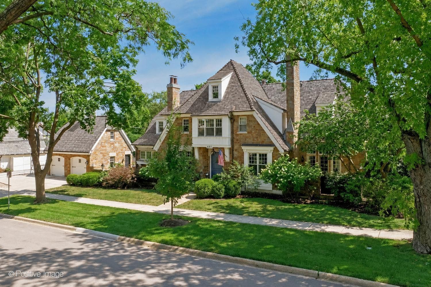401 S LINCOLN Street, Hinsdale, IL 60521