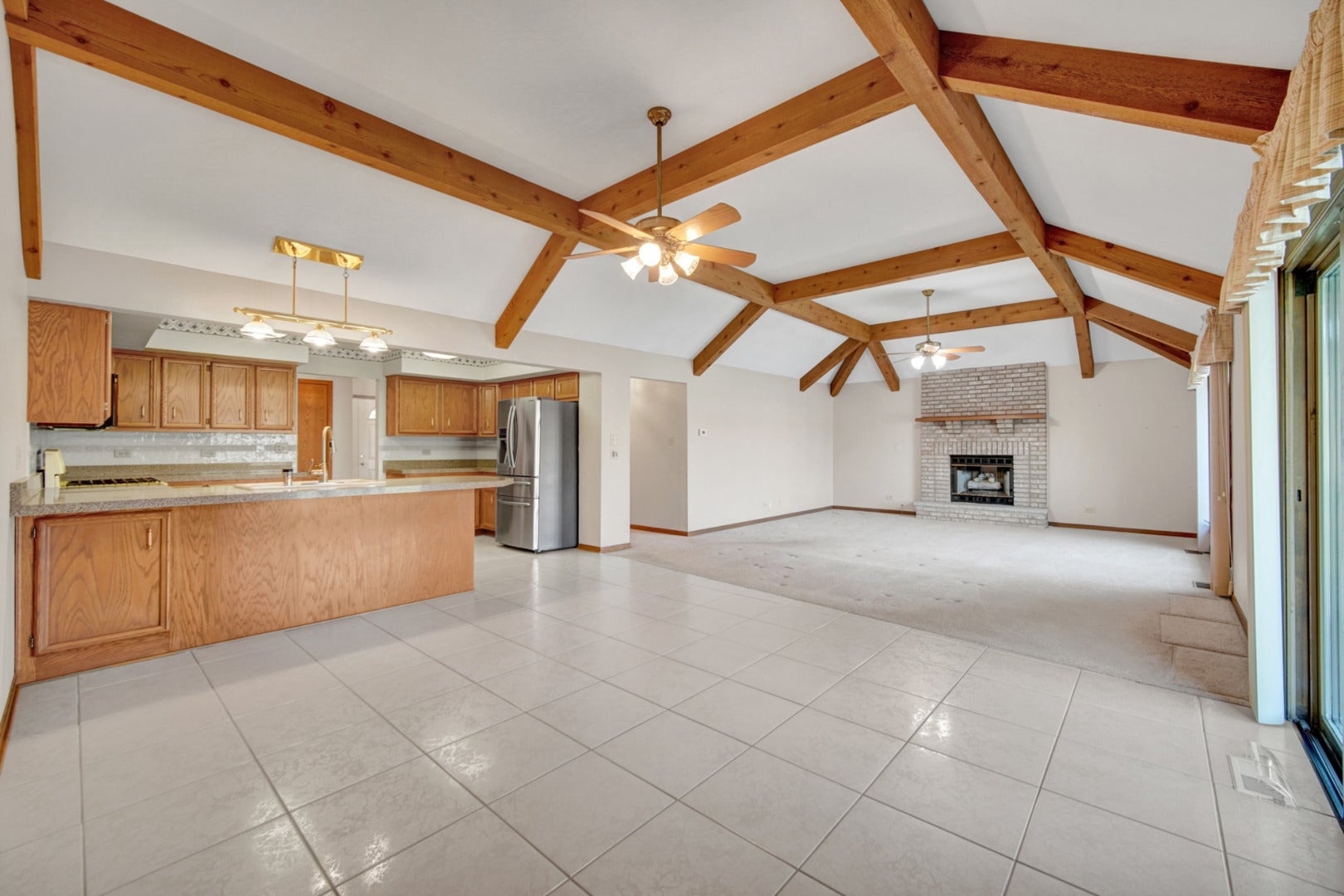18335 Pine Wood Lane, Tinley Park, IL 60477
