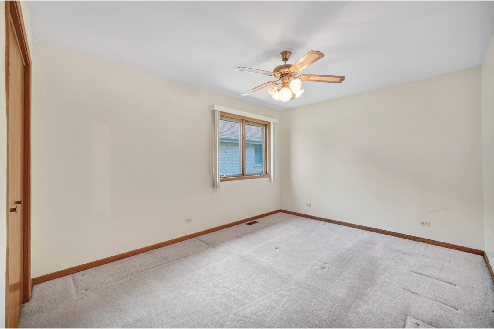 18335 Pine Wood Lane, Tinley Park, IL 60477