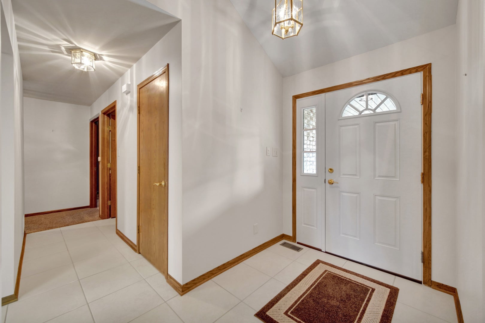 18335 Pine Wood Lane, Tinley Park, IL 60477