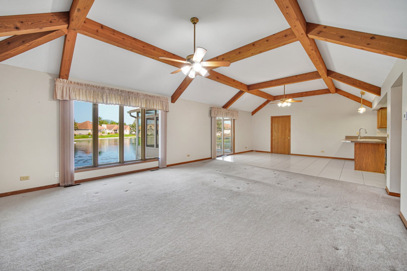18335 Pine Wood Lane, Tinley Park, IL 60477