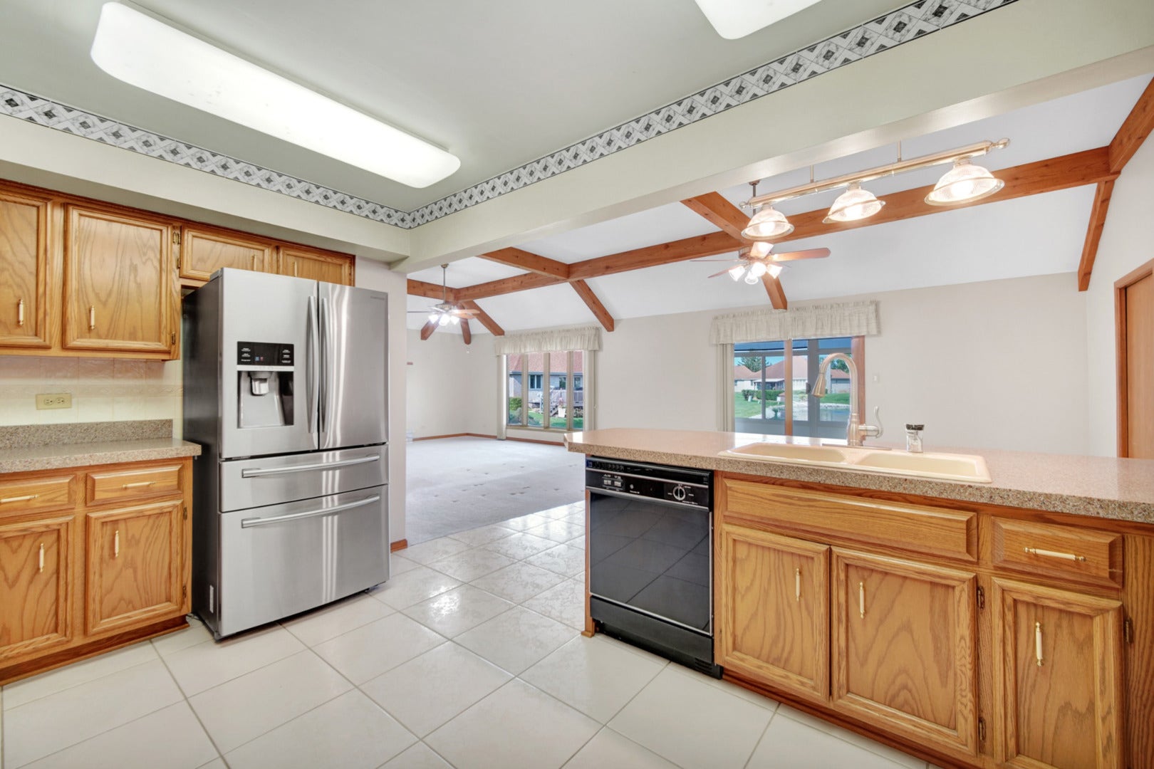 18335 Pine Wood Lane, Tinley Park, IL 60477