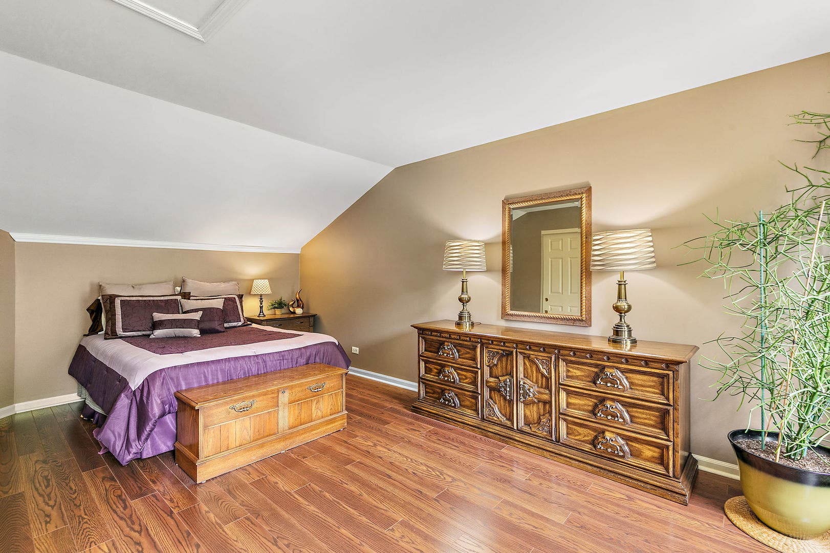 204 Dickens Trail, Elgin, IL 60120 204 Dickens Trail, Elgin, IL 60120