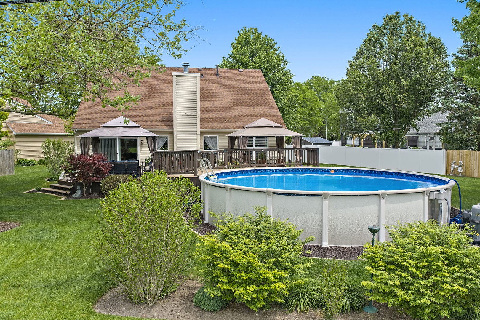 204 Dickens Trail, Elgin, IL 60120 204 Dickens Trail, Elgin, IL 60120