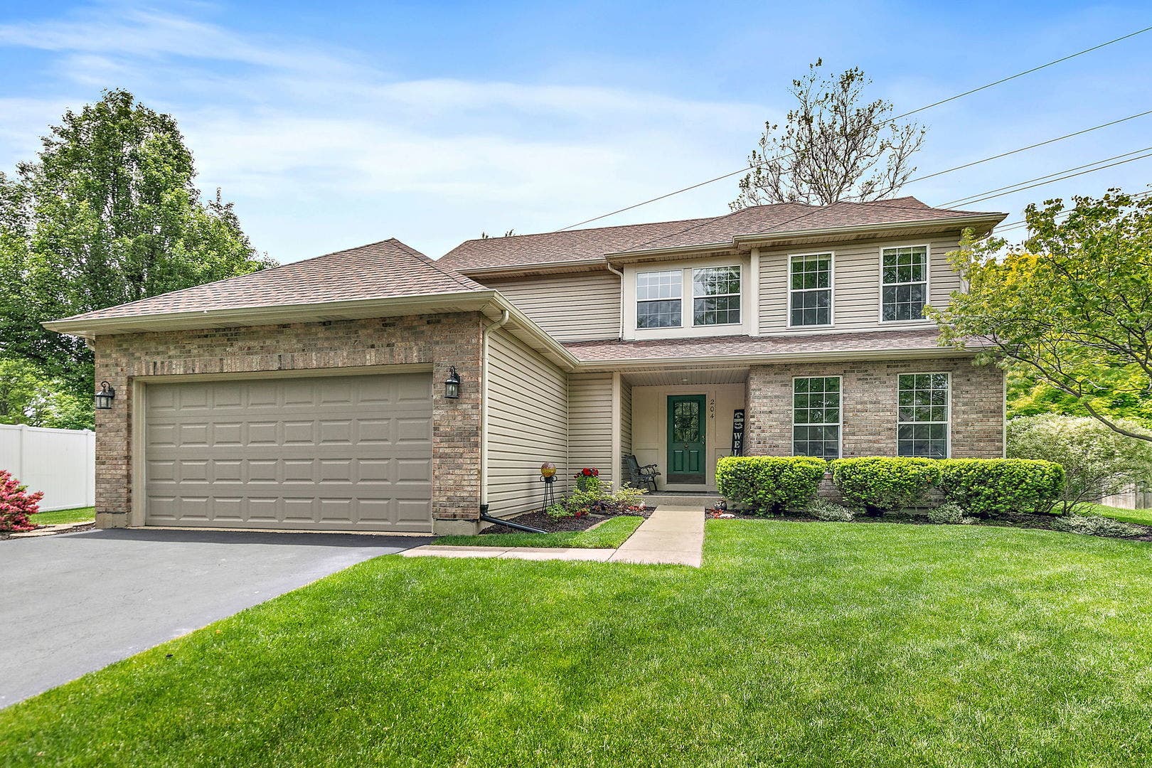 204 Dickens Trail, Elgin, IL 60120 204 Dickens Trail, Elgin, IL 60120