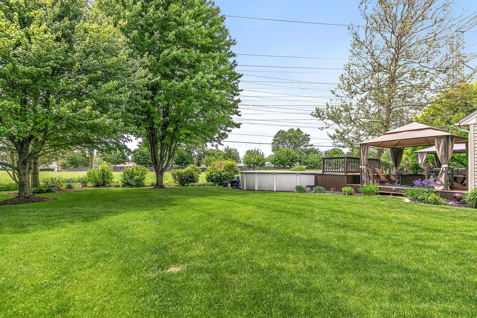 204 Dickens Trail, Elgin, IL 60120 204 Dickens Trail, Elgin, IL 60120