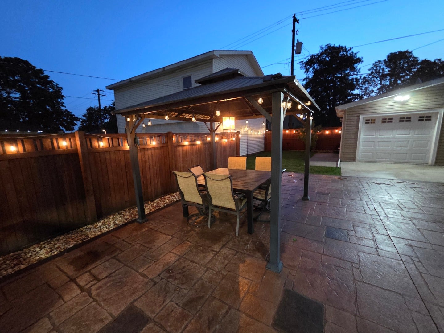 1205 Highland Avenue, Joliet, IL 60435 1205 Highland Avenue, Joliet, IL 60435