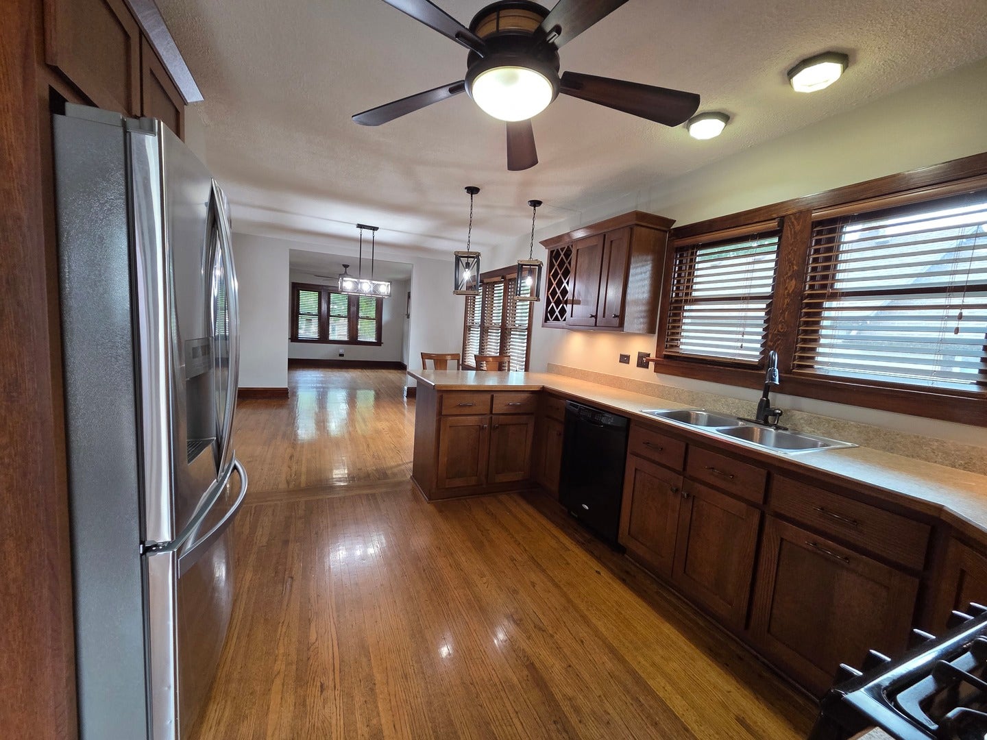 1205 Highland Avenue, Joliet, IL 60435 1205 Highland Avenue, Joliet, IL 60435