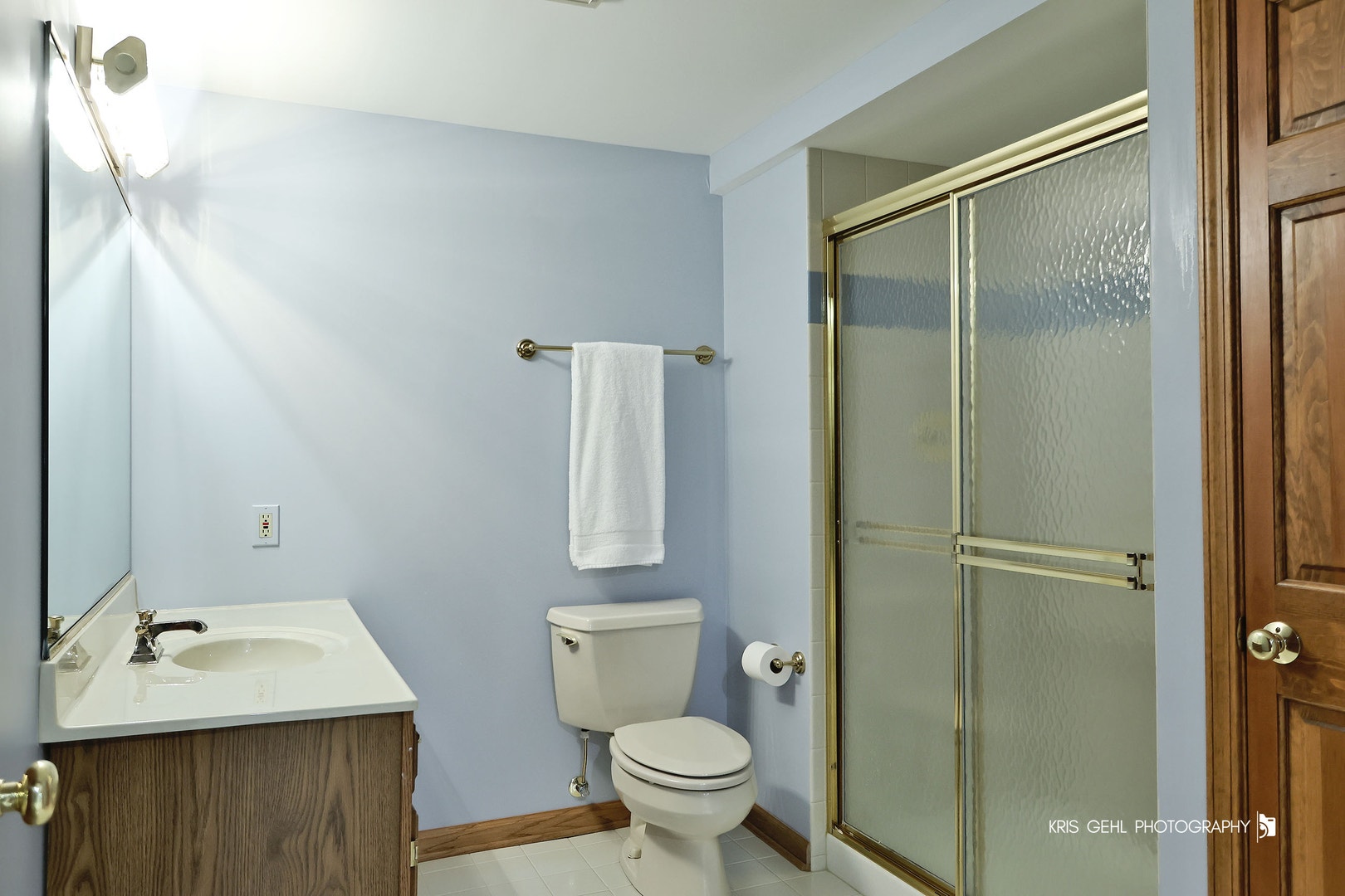 2727 Downing Court, Aurora, IL 60502 Basement full bathroom for Bedroom # 4