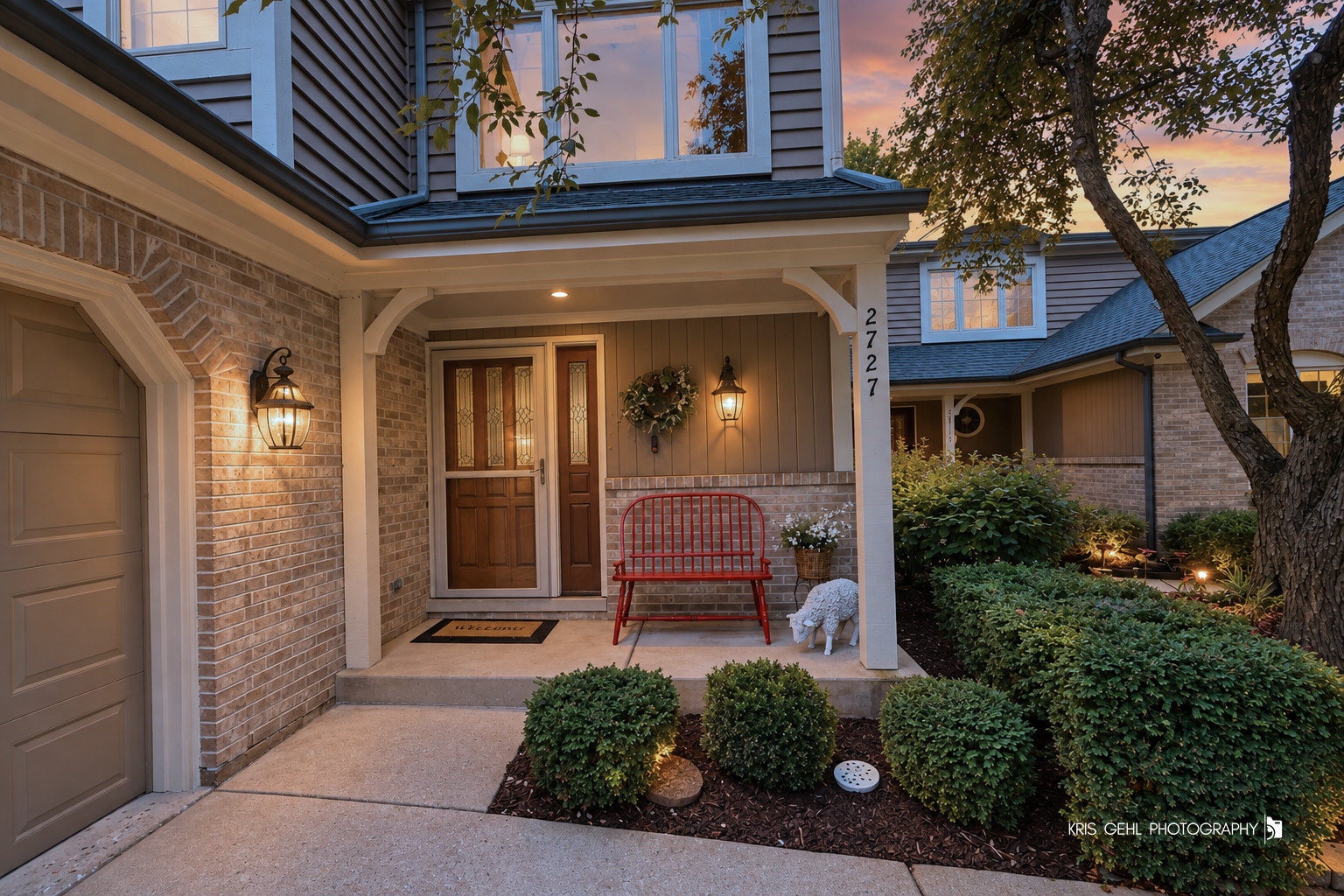 2727 Downing Court, Aurora, IL 60502 Front Porch