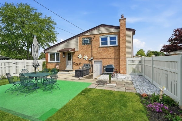 6933 176th Street, Tinley Park, IL 60477