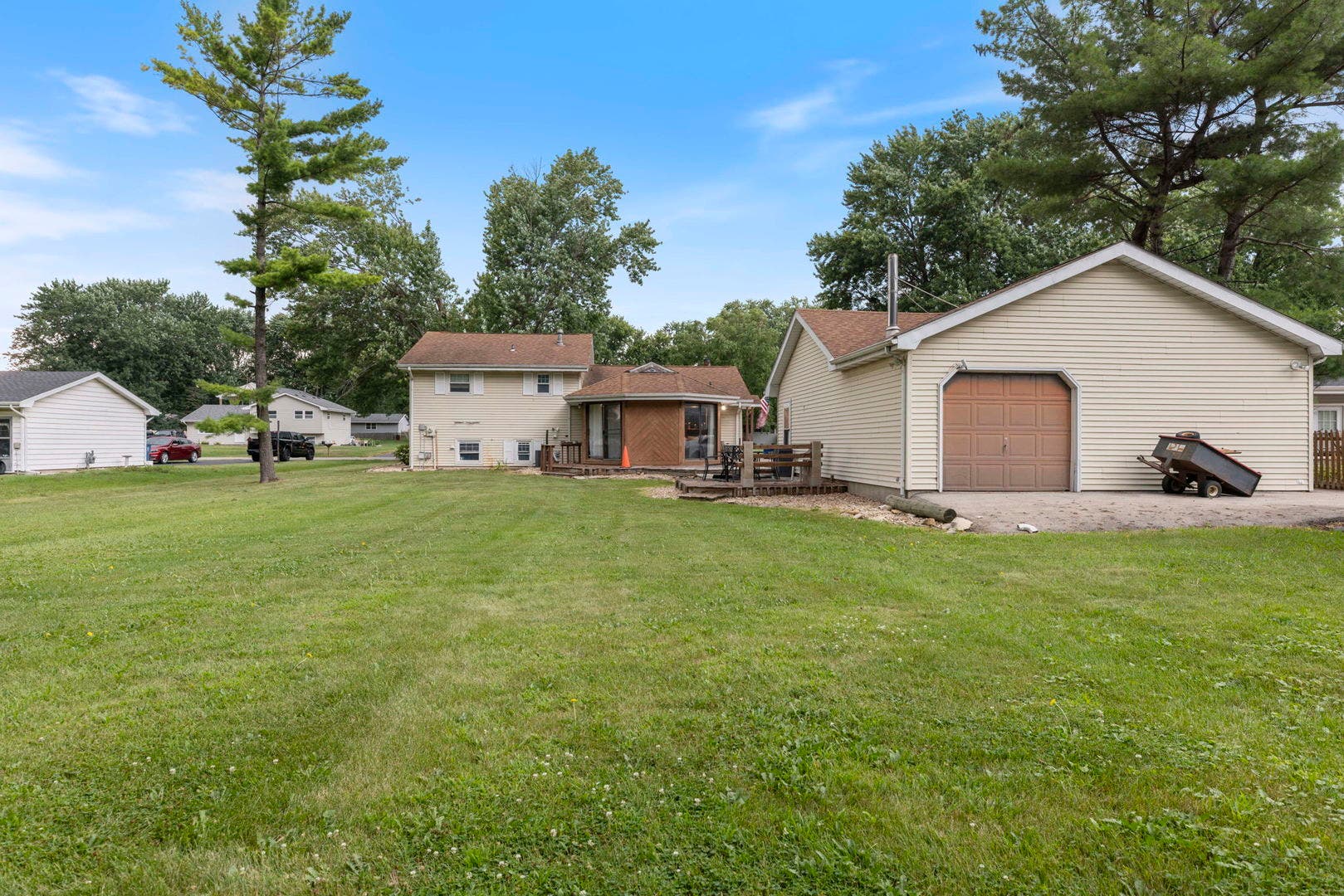 2424 Hel Mar Lane, Joliet, IL 60431