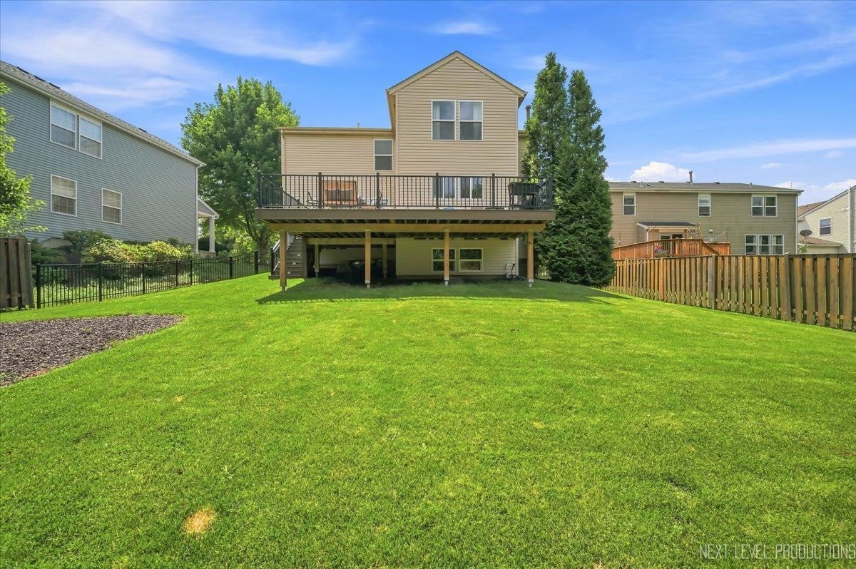 2416 Mckenzie Court, Aurora, IL 60503