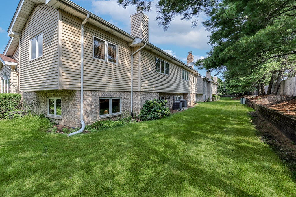 REAR OF TOWNHOME