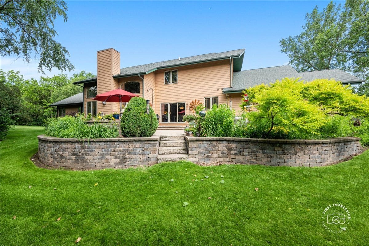 43W211 Tall Pines Road, Elgin, IL 60124