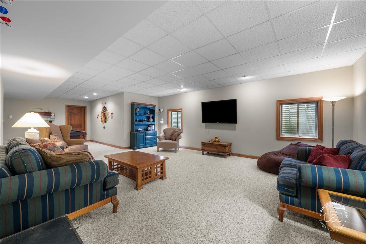 43W211 Tall Pines Road, Elgin, IL 60124