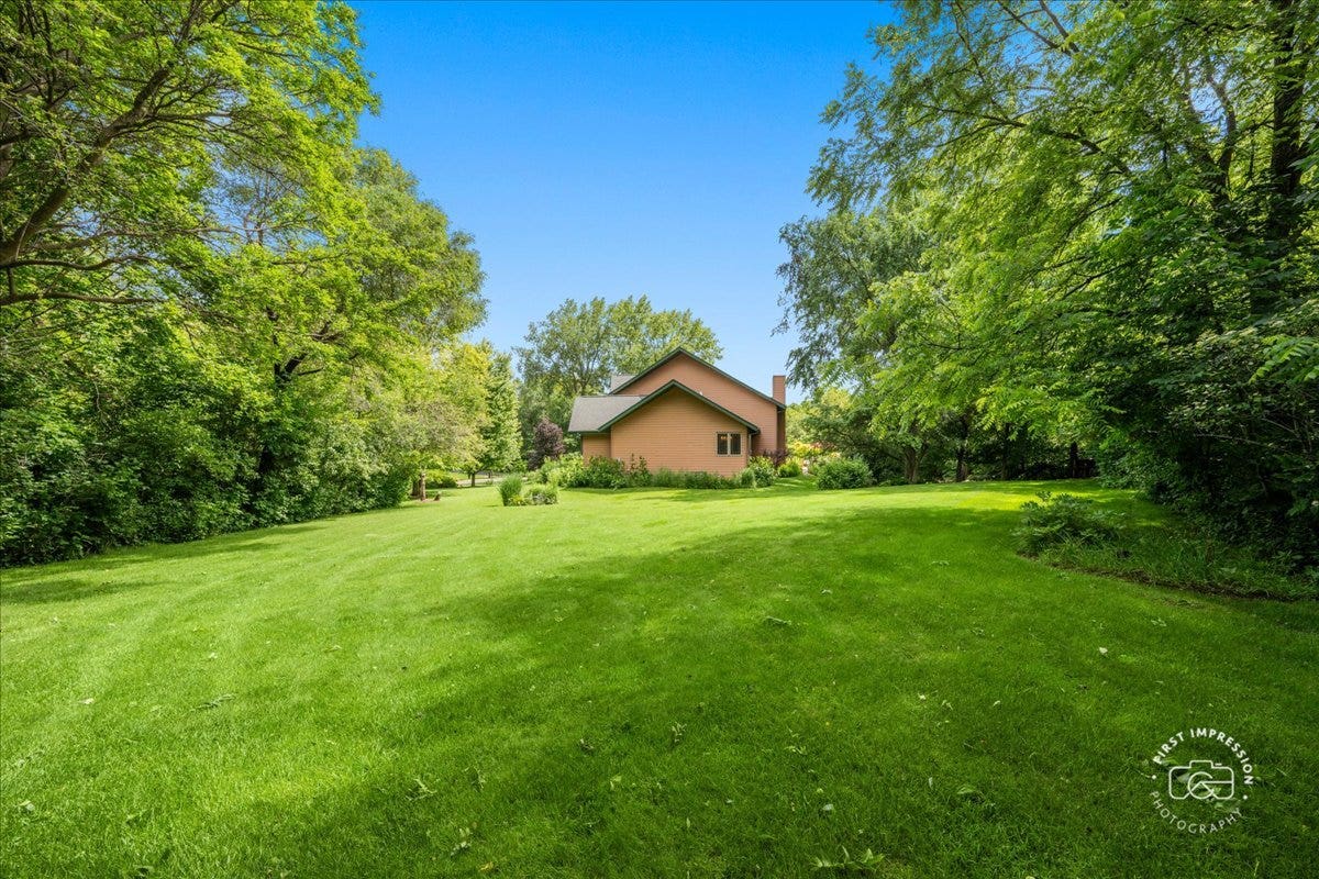 43W211 Tall Pines Road, Elgin, IL 60124