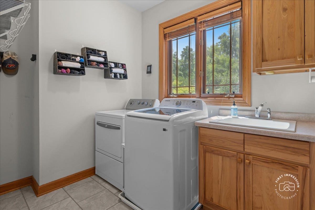 43W211 Tall Pines Road, Elgin, IL 60124