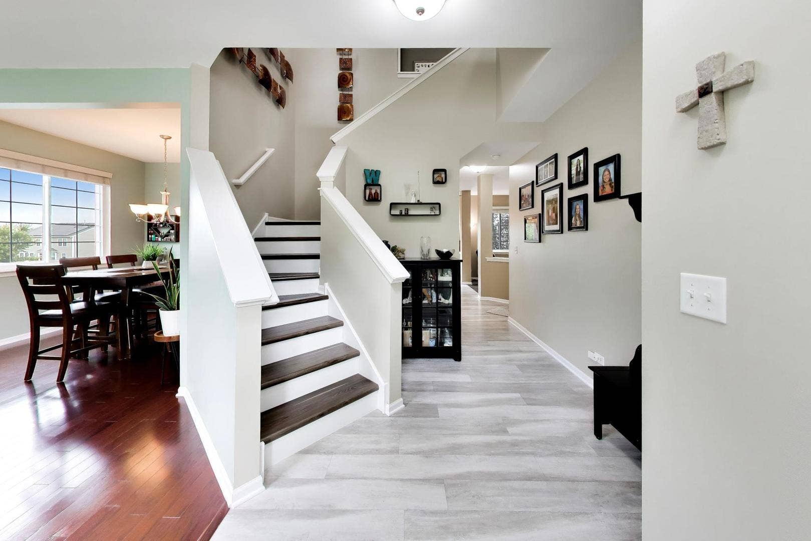 833 Briarcliff Drive, Minooka, IL 60447 833 Briarcliff Drive, Minooka, IL 60447