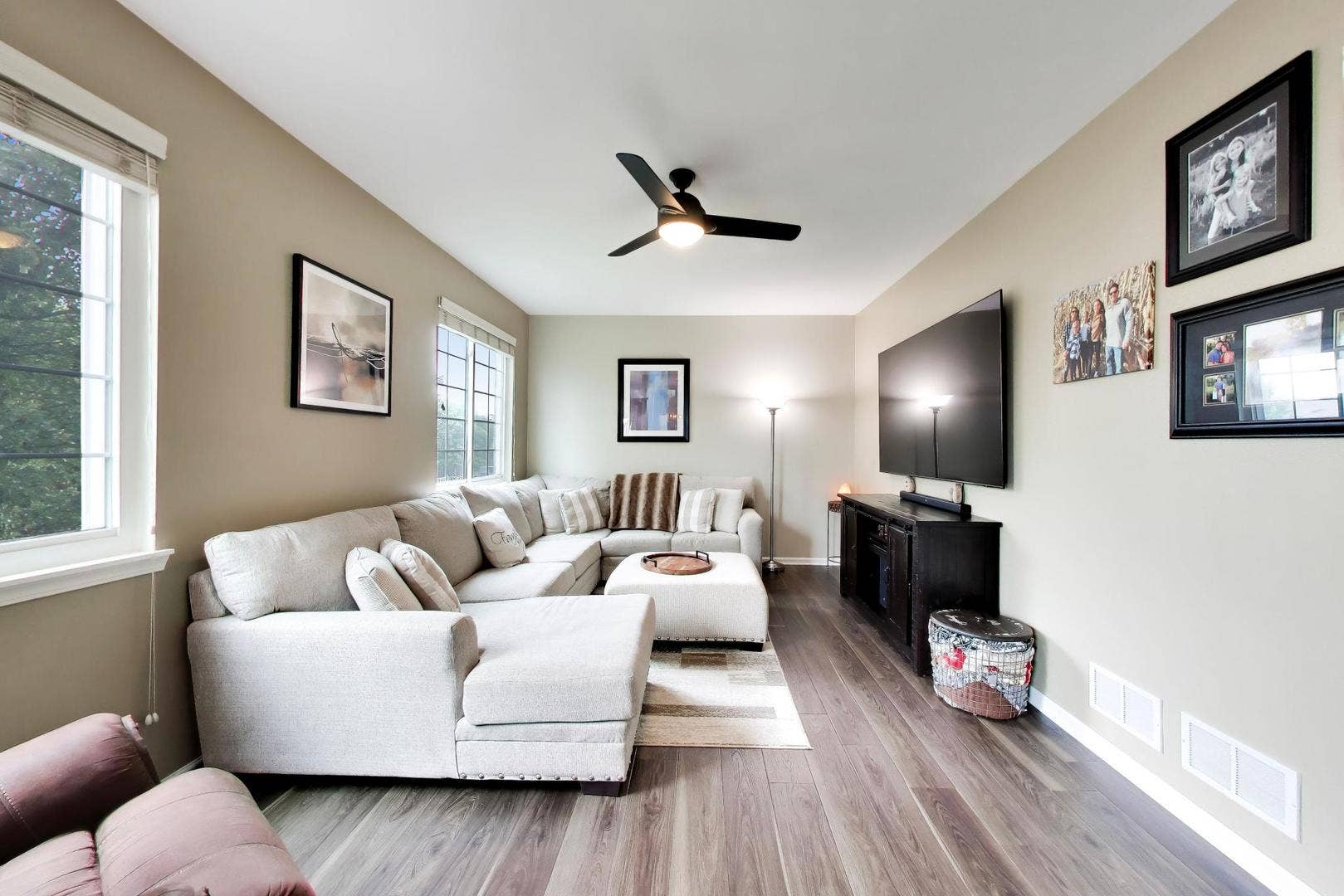 833 Briarcliff Drive, Minooka, IL 60447 833 Briarcliff Drive, Minooka, IL 60447